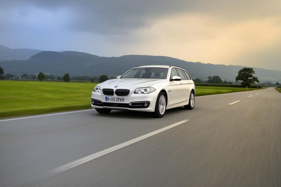  BMW 520d Touring 2014 года  (фото 13 из 46)
